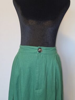 Green Pleated Midi Skirt - Classic Women's Skirt